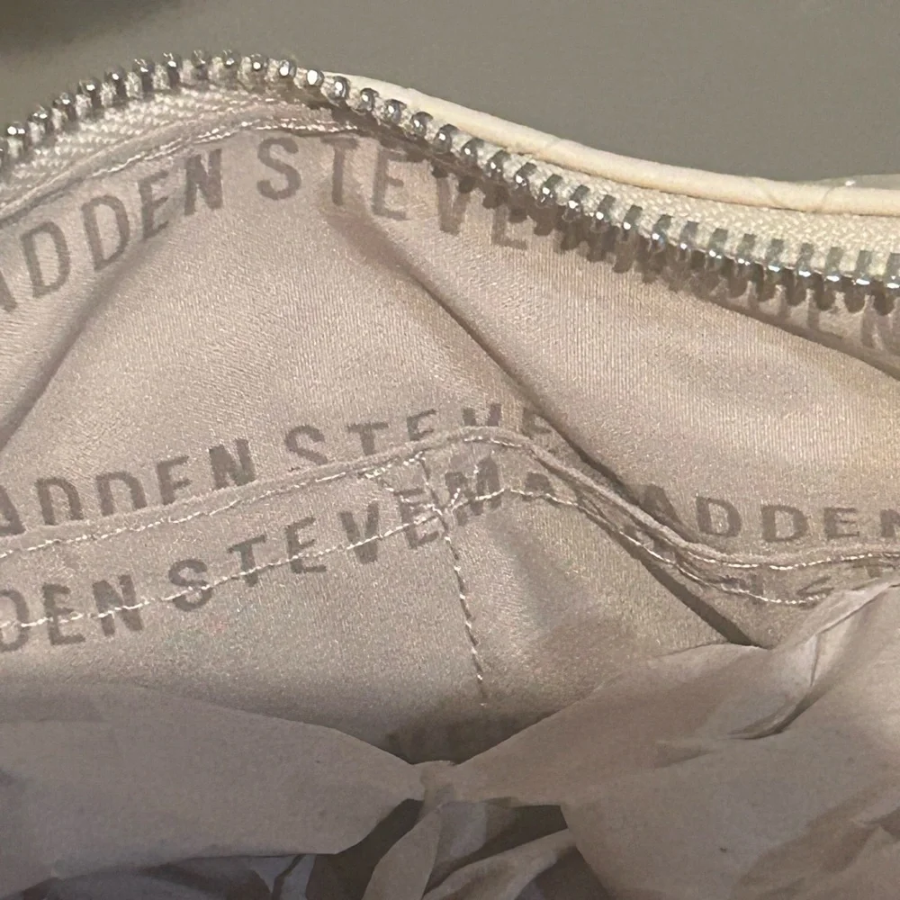 Steve Madden Blonde BWIN Embossed Hobo Shoulder Bag NWTS